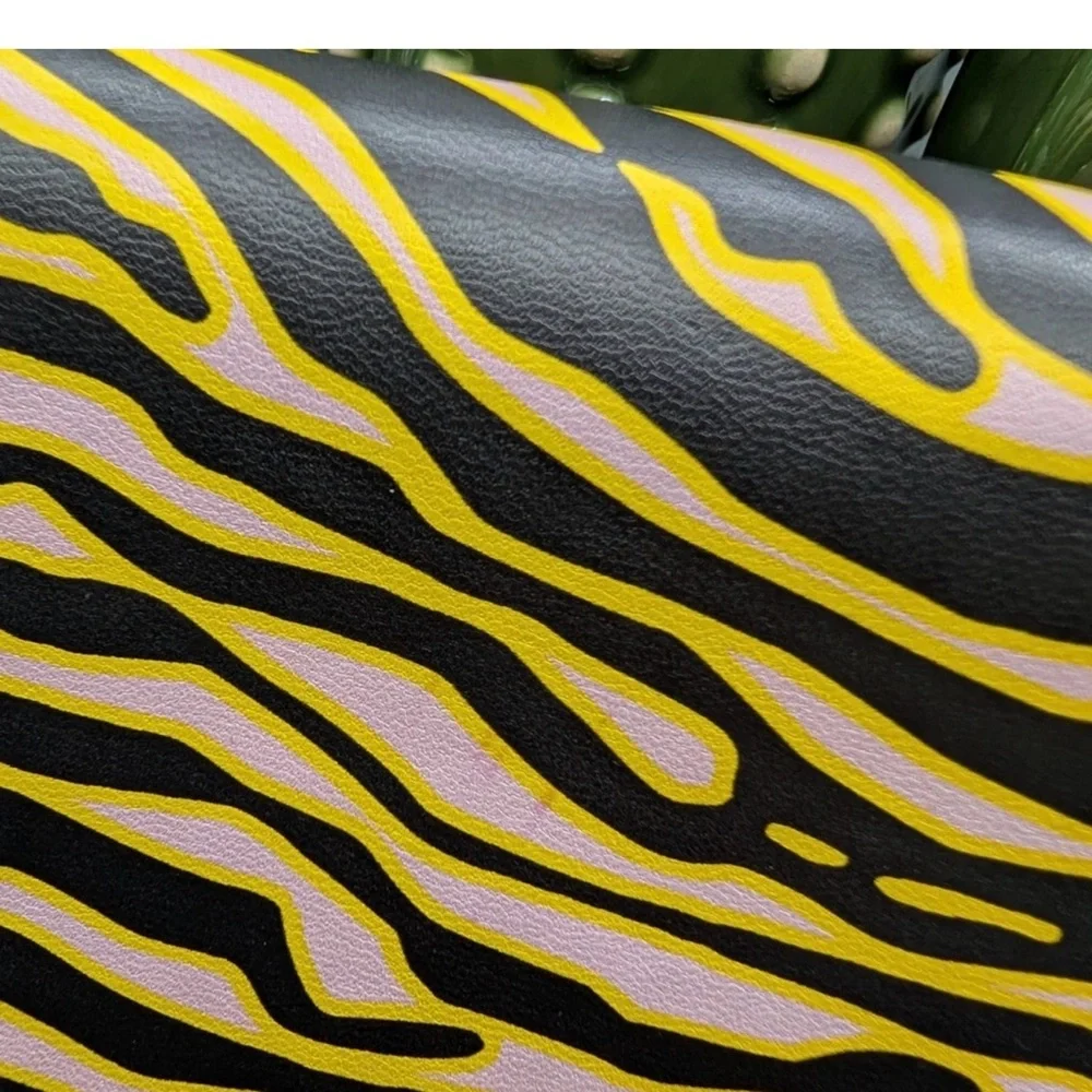 Kendall + Kylie Multicolor Zebra Small Cross Body Bag (SOLD OUT) - Picture 3 of 6